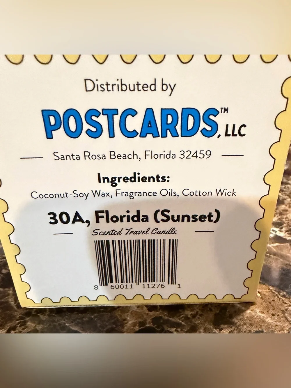 Postcards Florida Sweet peach, citrus and sea salt Scented Candle